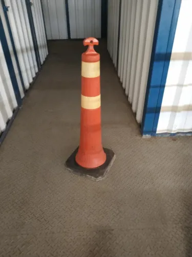 Cones de Sinalização Refletivos - Preço Imbatível p/ Sair Hoje!
