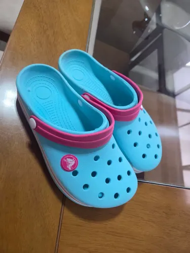 Crocks novinho sem uso