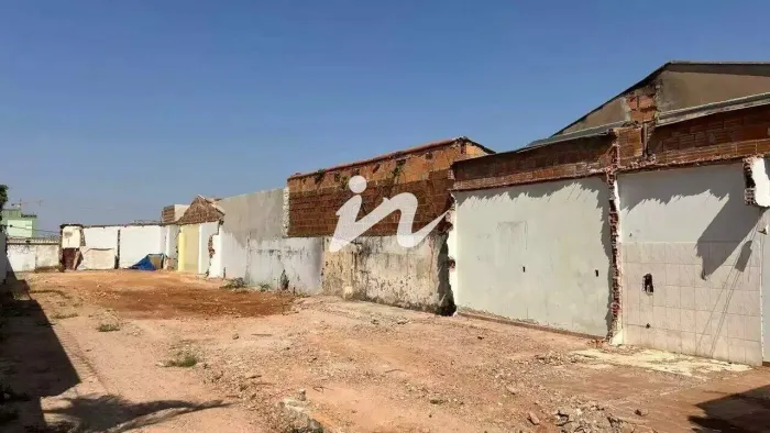 Terreno à venda, 324 m² por R$ 298.000,00 - Brasil - Uberlândia/MG