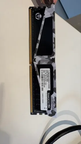 Memória RAM TeamGroup T-Force Vulcan 8GB DDR4 2666MHz CL18