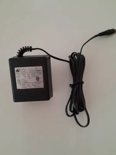TRÊSAdaptadoresBivolt 220/127v // 12v 9v 6v