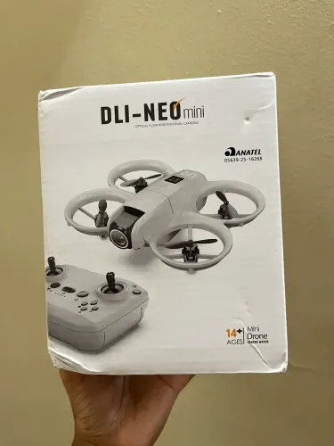 Drone DLI NEO Mini 4k com 2 baterias e sensor de obstaculos
