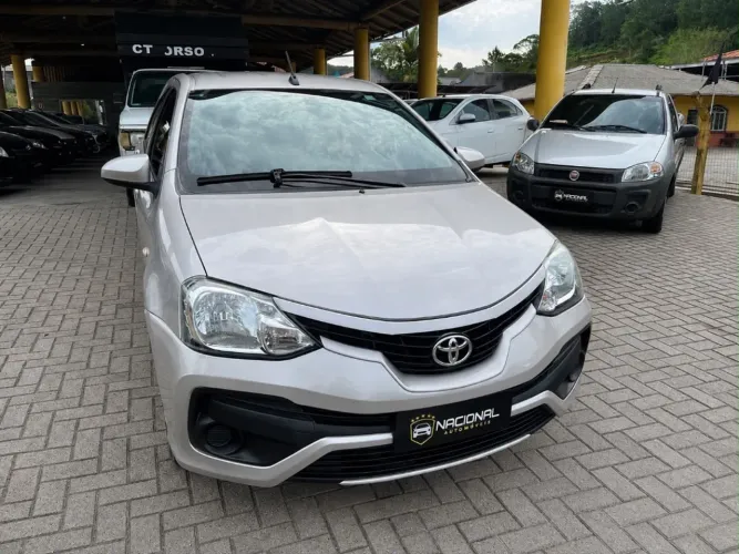 Toyota Etios 1.3 Flex 16V 5P Mec. 2018