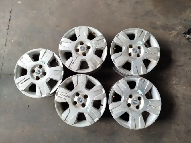 Roda liga leve Aro 15 Fiat Strada Palio Siena Idea