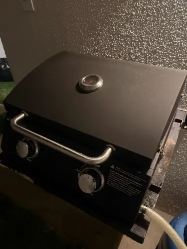 Churrasqueira a gás novinha, já com suporte!