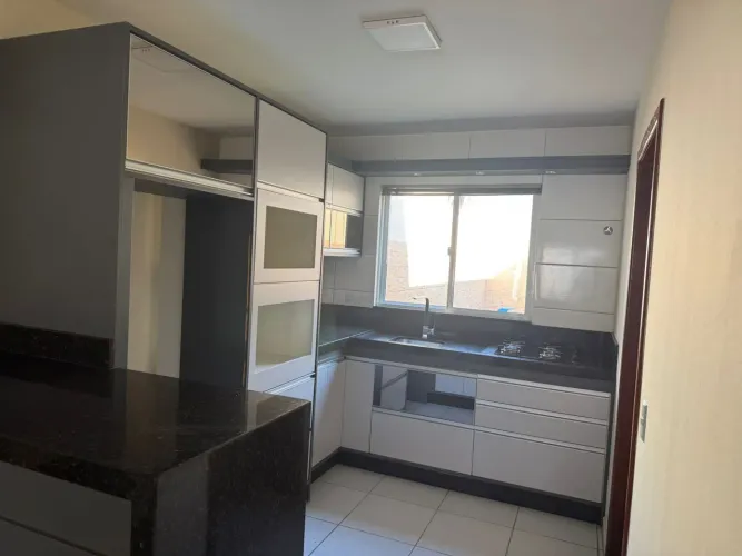 Sobrado Geminado com Piscina, 02 quartos - Nova Palhoça