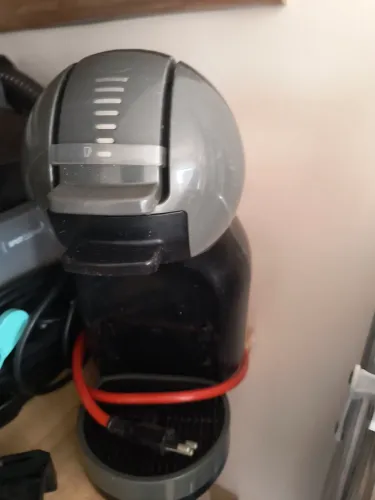 Vendo cafeteira automática Dolce Gusto 220v
