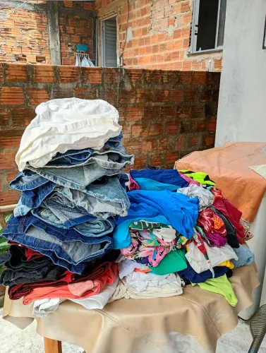 Roupas usadas pra brechó