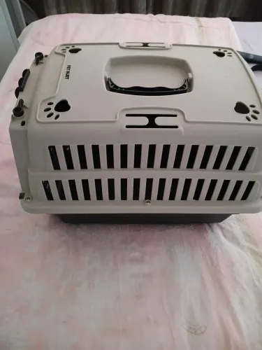 CAIXA DE TRANSPORTE PARA CÃES OU GATOS