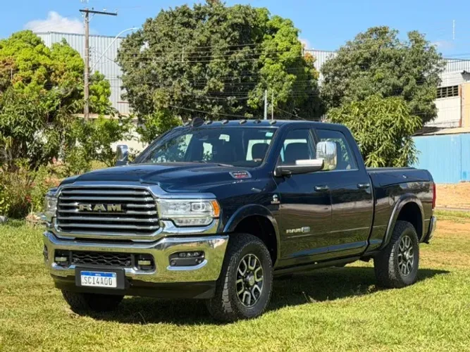 Ram 3500 Limited Longhorn 6.7 TB CD Diesel 2022