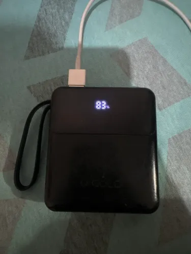 Vendo esse carregador portátil 