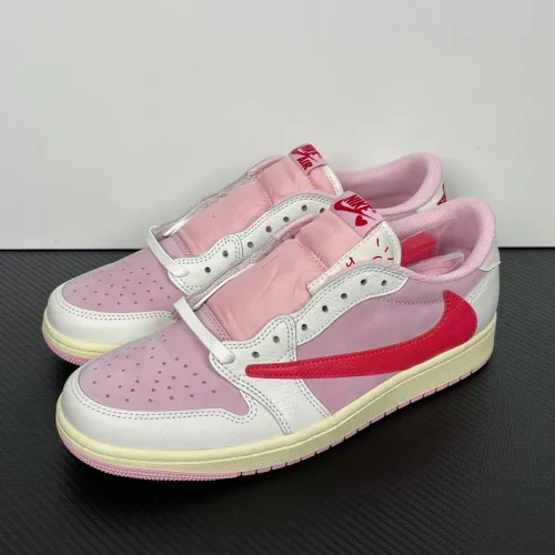 Tênis Air Jordan 1 Low x Travis Scott Shy Pink and Tropical Pink