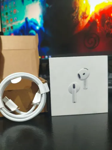 Fone Apple airpods 4 com (ANC) lacrado