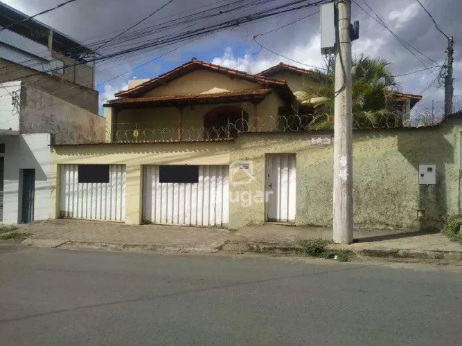 Casa para alugar, 5 quartos, 2 suítes, 4 vagas, Cidade Santa Maria - Montes Claros/MG - R$