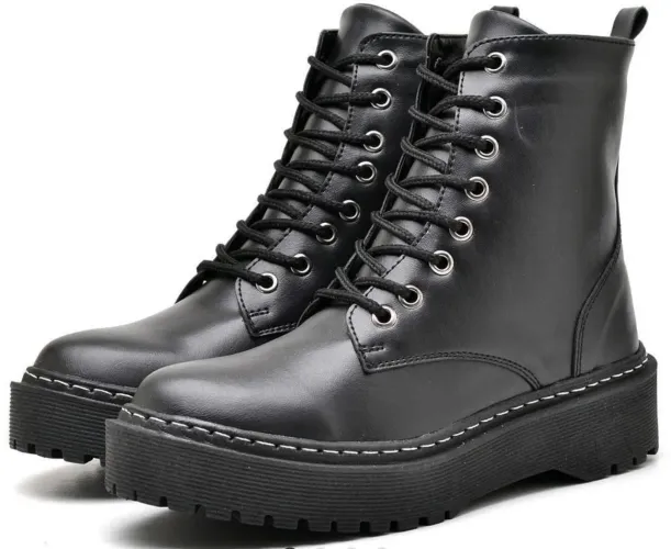 Bota Cortuno feminino tratorada preta