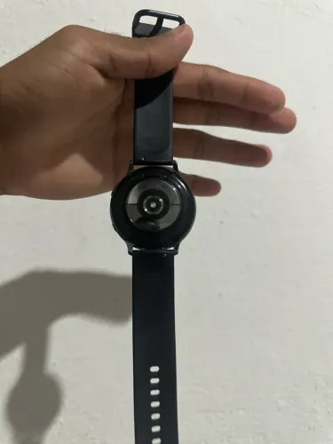 Samsung Watch ACTIVE 2 ( sem carregador)