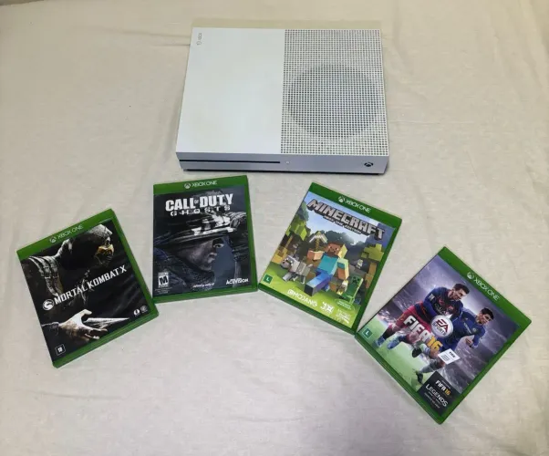 Vendo Xbox ONE S 500GB