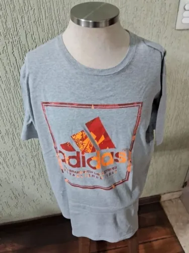 camiseta adidas