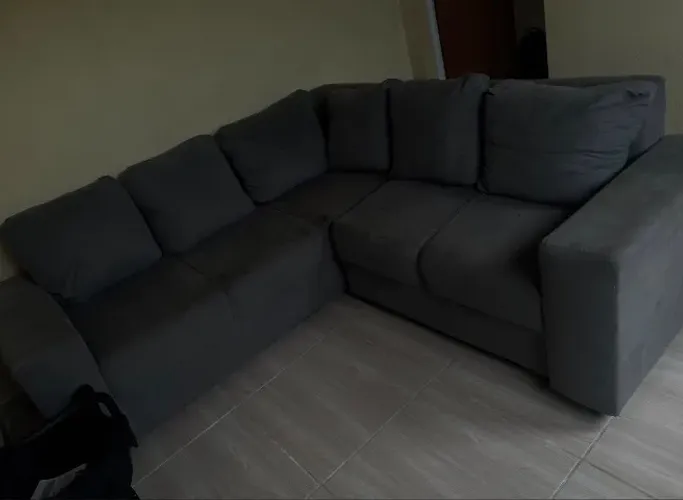 Vende esse sofá