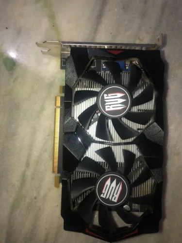 Vendo RX 550 ti 4 GB