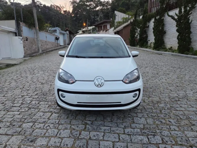 Volkswagen Up! Move 1.0 TSI Total Flex 12V 5P 2016