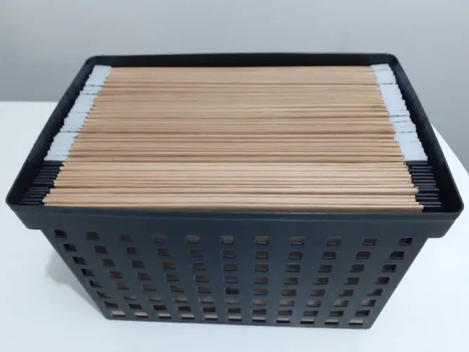 **ARQUIVO PLÁSTICO LARGO PARA PASTAS SUSPENSAS PRETO**