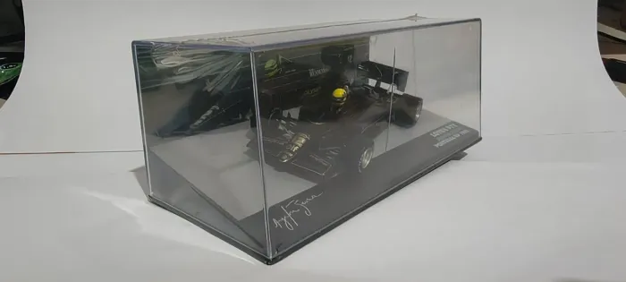 Miniatura Fórmula 1 Ayrton Senna - Lotus Renault 97T (Temporada 1985)