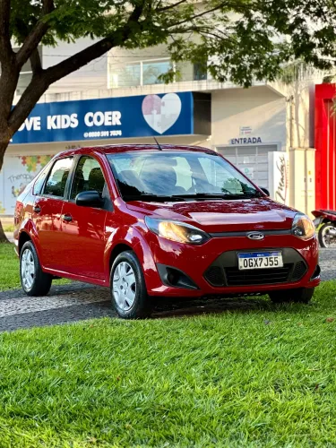 Ford Fiesta Sedan 1.0 8V Flex 4P 2013