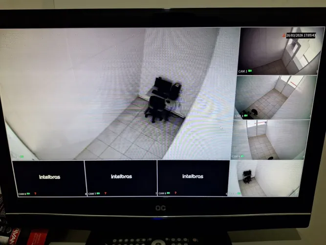 Sistema de segurança com 5 câmeras com DVR 2T e monitor 24"