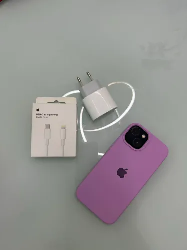 iPhone 13 normal 128GB 82% de bateria