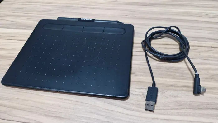 Mesa digitalizadora Wacom Intuos CTL4100