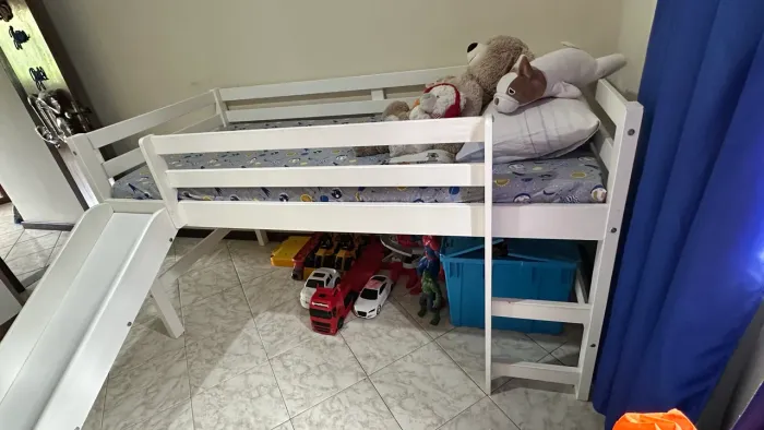 Cama escorrega