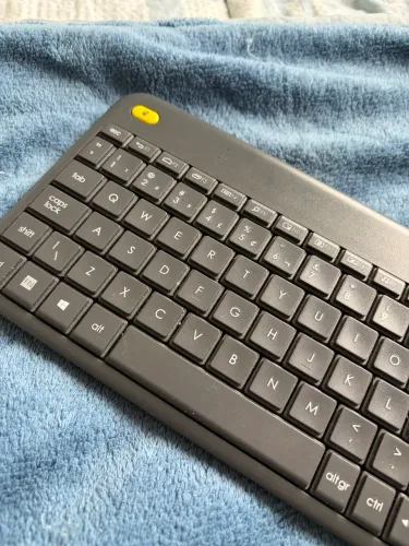 Teclado sem fio bluetooth com touchpad logitech