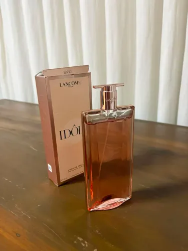 Perfume Idôle (lançamento paris)
