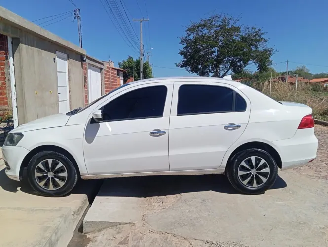 Volkswagen Voyage Trendline 1.6 T.flex 8V 4P 2015