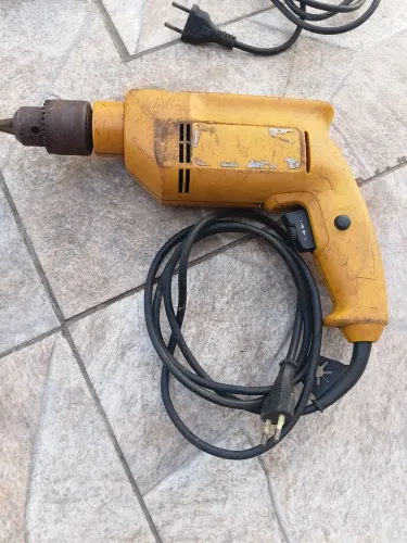 Furadeira + parafusadeira