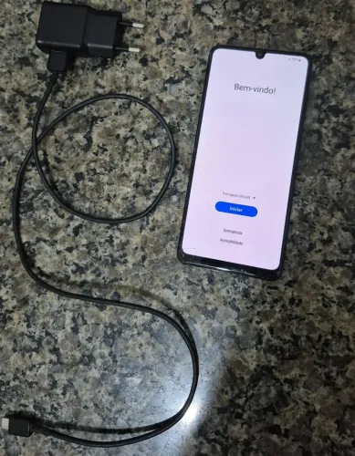 Samsung Galaxy A31 128GB 4GB de RAM (Com Carregador Original) - Tela Trincada