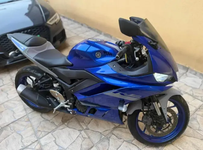 Vendo R3 321 cilindradas quitada em dias apenas venda