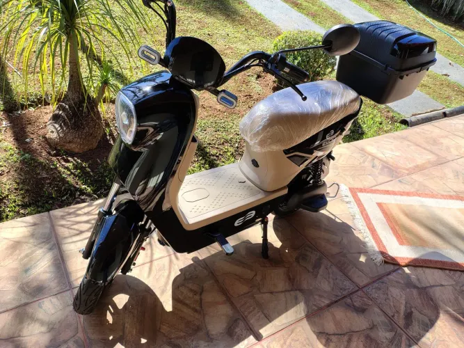 Scooter EVOO elétrico 1000w