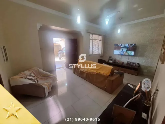 Casa Duplex Independente com Piscina e Churrasqueira em Piedade! M23T