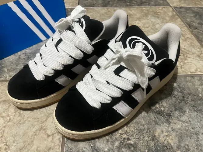 VENDO ADIDAS CAMPUS 
