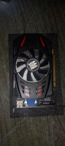 Placa de vídeo Geforce GTX 550ti 2 GB
