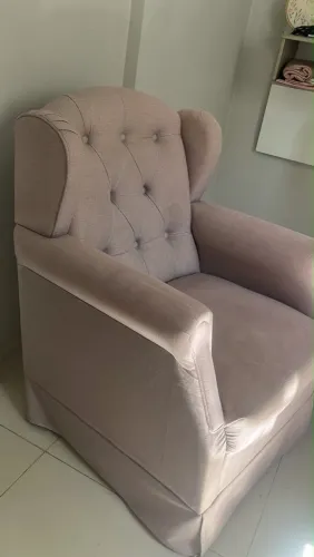 VENDO CADEIRA DE AMAMENTAÇÃO