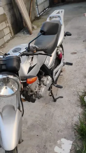 Moto Suzuki