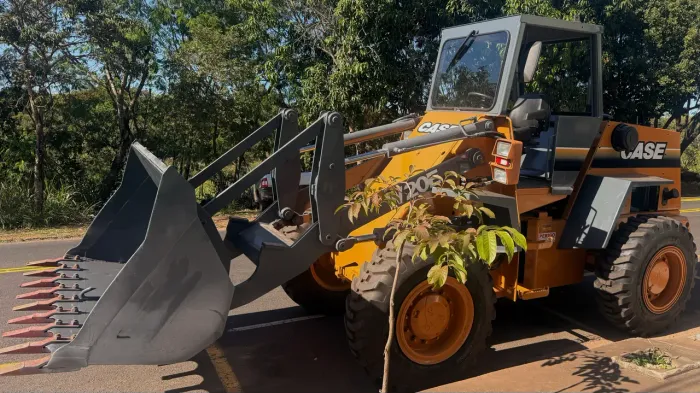 Pa Carregadeira case W20E
