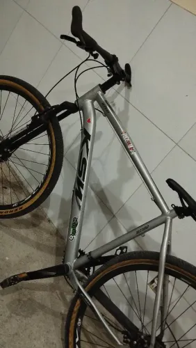 Vende se bicicleta