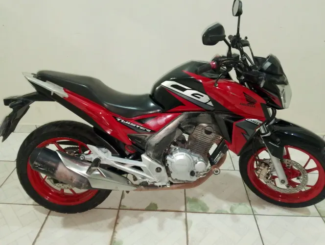 CB Twister 250
