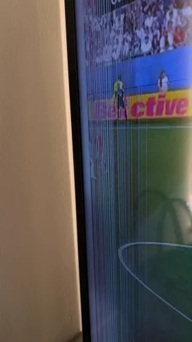 VENDO TV SAMSUNG 46? FULL HD - PARA CONSERTO OU RETIRADA DE PEÇAS
