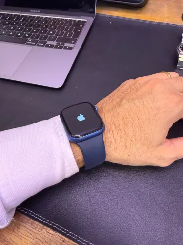 Apple Watch Series 7 - 45 mm