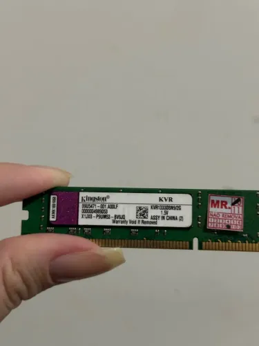 Memória RAM Kingston 4GB DDR3 1600MHz